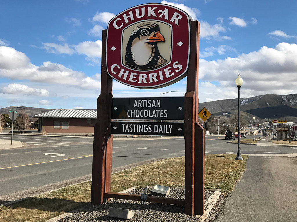 Chukar Cherries Sign
